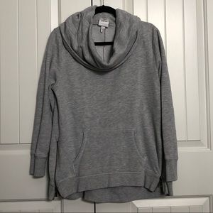 ON Active Cowlneck Sweatshirt